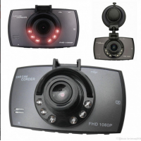 Camera auto HD cu infrarosu si functie foto-video, senzor miscare, zoom