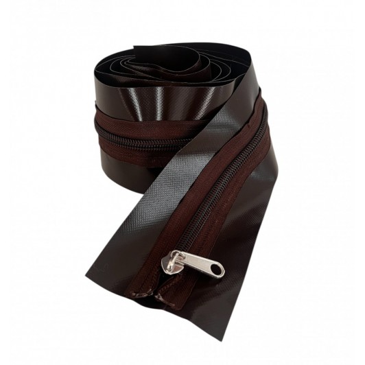 Fermoar maro cusut pe banda de intaritura 2 m lungime x 10 cm latime, pentru folie terasa, prelate Fermoar maro cusut pe banda de intaritura 2 m lungime x 10 cm latime, pentru folie terasa, prelate