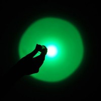 Lanterna LED cu lumina verde pentru vanatoare, reincarcabila