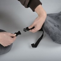 Perna din Spuma cu Suprafata Gri Catifelata pentru Suport Cervical 26x18cm