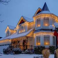 Instalatie lumini 8 metri, franjuri cu LED-uri, diverse culori, luminite de sarbatori