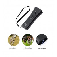 Aparat cu ultrasunete impotriva cainilor agresivi