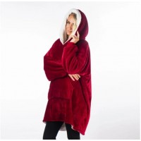 Patura-hanorac cu gluga, confortabila, calduroasa si pufoasa Huggle Hoodie