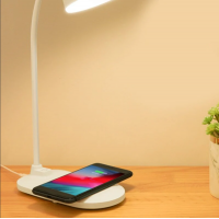 Lampa led de birou cu functie de incarcare wireless pentru telefoane, culoare alb