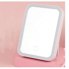 Oglinda de machiaj cu LED, ecran tactil, 3 tipuri de lumina, portabila, suport pliabil Oglinda de machiaj cu LED, ecran tactil, 3 tipuri de lumina, portabila, suport pliabil