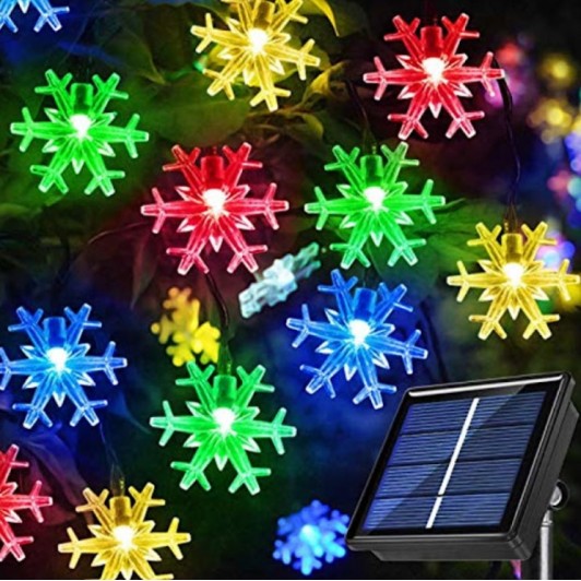 Instalatie solara 50 fulgi de zapada, multicolori, jocuri de lumini