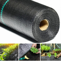 Agrotextil 1.30 m X 100 m, impiedicarea cresterii buruienilor, densitate 100g/m2