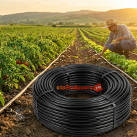 Tub de picurare diametru  de 16 mm, rola de  100 m, distanta intre picuratori 40 cm, 4 L/h