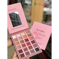 Paleta de machiaj Mocallure 24 Culori Nude: O Paletă Versatilă pentru Orice Look