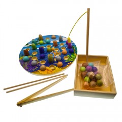 Joc Montessori magnetic cu pestisori si 3 unelte de pescuit