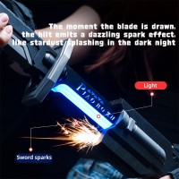 Sabie de Jucărie Interactivă pentru Copii cu Lumini LED, Efect de Scântei și Fum 75 cm Sabie de Jucărie Interactivă pentru Copii cu Lumini LED, Efect de Scântei și Fum 75 cm