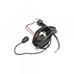 Kit cablaj 2,95m complet cu buton releu si siguranta pentru proiectoare , bare LED , faruri 12V Kit cablaj 2,95m complet cu buton releu si siguranta pentru proiectoare , bare LED , faruri 12V