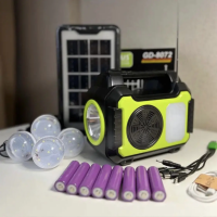 Kit panou solar fotovoltaic 8 acumulatori LiIon 16850 4 bec incarcare telefon radio mp3 bluetooth