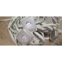 Instalatie EAVE permanenta casa cu 20 led-uri pixel RGBW 15m interconectabila