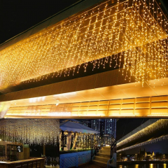 Instalatie sarbatori, dimensiune 3m x 3m, perdea ploaie cu 320 leduri FLASH alb cald Instalatie sarbatori, dimensiune 3m x 3m, perdea ploaie cu 320 leduri FLASH alb cald