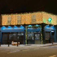 Instalatie sarbatori, dimensiune 3m x 3m, perdea ploaie cu 320 leduri FLASH alb cald