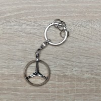 Breloc de chei , Mercedes Supreme, editie de colectie, 9 cm, metal, argintiu Breloc de chei , Mercedes Supreme, editie de colectie, 9 cm, metal, argintiu