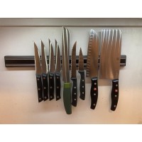 Suport magnetic pentru cutite de bucatarie PVC, 32 cm, negru Suport magnetic pentru cutite de bucatarie PVC, 32 cm, negru