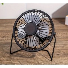 Ventilator metalic cu USB