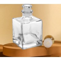 Sticla transparenta decorativa, patrata, cu dop tip bila, 50 ml