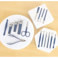 Trusa de ingrijire manichiura cu etui, 16 piese