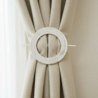 Agrafa rotunda din lemn, pentru perdea sau draperie, model rustic, Ø 14 cm