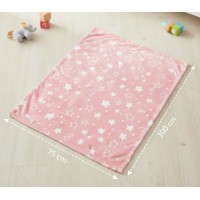 Patura catifelata pentru bebelusi, roz cu stelute albe, 100x75 cm