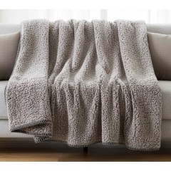 Patura moale si confortabila, cu doua fete, 220x150 cm, taupe, imitatie blana