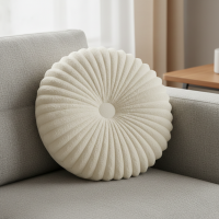 Perna decorativa moale si confortabila, model cu nasture, rotunda, Ø35x8 cm, poliester, crem Perna decorativa moale si confortabila, model cu nasture, rotunda, Ø35x8 cm, poliester, crem
