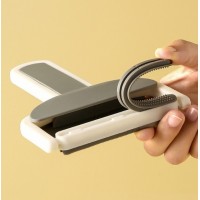 Perie pentru indepartarea parului si a scamelor, 12 x 15 cm, Maner Confortabil, Gri