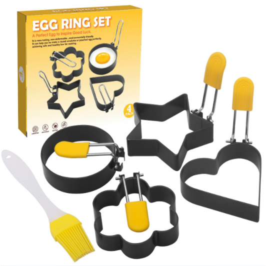 Set 4 forme pentru ou, din otel, strat antiaderent, diametru 7.5 cm, cu maner din ABS