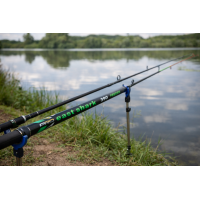 Lanseta Feeder East Shark PRO 390 – 3.90m, 180g, Carbon HMC+, 3 Varfuri, 290g, Husa Inclusa