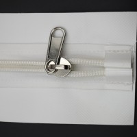 Fermoar pe Banda ALBA 10 cm x 2,25 metri, cursor metal, doi tragatori, pentru folia transparenta