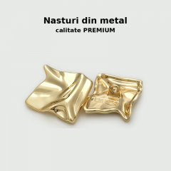 SET 5 Nasturi METAL AURII 2,5 cm x 2,5 cm forma Patrata colectia WAVES SET 5 Nasturi METAL AURII 2,5 cm x 2,5 cm forma Patrata colectia WAVES
