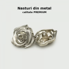 SET 5 Nasturi METAL ARGINTII 2,5 cm x 2,5 cm forma trandafir colectia Flowers SET 5 Nasturi METAL ARGINTII 2,5 cm x 2,5 cm forma trandafir colectia Flowers