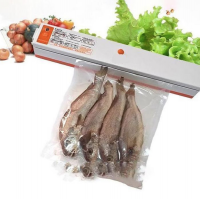 Aparat electric pentru vidat si sigilat pungi