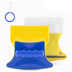 Curatator magnetic cu bureti pentru geamuri