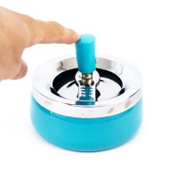 Scrumiera cu buton