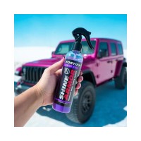 Solutie profesionala cu strat de ceramica pentru lustruirea masinii