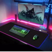 Mousepad pentru gaming iluminat – Negru XL, 7 culori, RGB