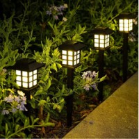 Set 4 lampi solare de exterior pentru gradina NEXTLY, cu tarus, tip felinar, decorative
