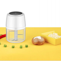 Mini Blender Electric, 3 Cutite, Incarcare USB, Tocator pentru usturoi si alte legume 250ml