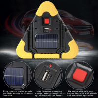 Lampa de avertizare triunghiulara cu acumulatori si panou solar