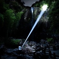 Lanterna LED Profesionala, 3 Surse de Iluminare, Reincarcabila prin USB, Sistem Prindere, Argintiu Lanterna LED Profesionala, 3 Surse de Iluminare, Reincarcabila prin USB, Sistem Prindere, Argintiu