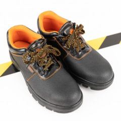 Pantofi protectie cu bombeu metalic, Marime 46, Talpa antiderapanta, EDLMX530 Pantofi protectie cu bombeu metalic, Marime 46, Talpa antiderapanta, EDLMX530