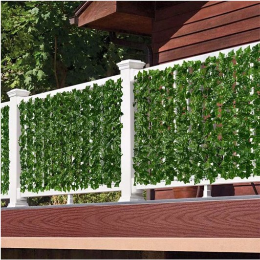 Gard artificial cu frunze bicolore, 1 x 3m – soluția estetică pentru spațiile exterioare Gard artificial cu frunze bicolore, 1 x 3m – soluția estetică pentru spațiile exterioare