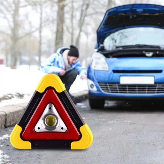 Triunghi avertizare 3 in 1, cu lanterna si incarcator usb de urgenta, cu baterii, IP65