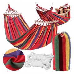 Hamac cu bara de lemn, din bumbac, dimensiuni 200 x 150 cm, greutate maxima 150 kg