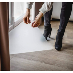 Covor transparent 1,5 m x 2 m, protectie podea, grosime 0.83 mm, usor de curatat si intretinut