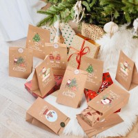12 x Pungi de Cadou cu tema de Craciun, 22 x 12 x 8 cm, din Hartie + Cadou 12 Stickere